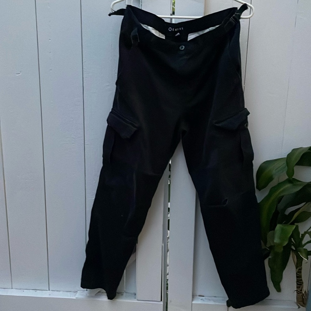 Empyer cargos!